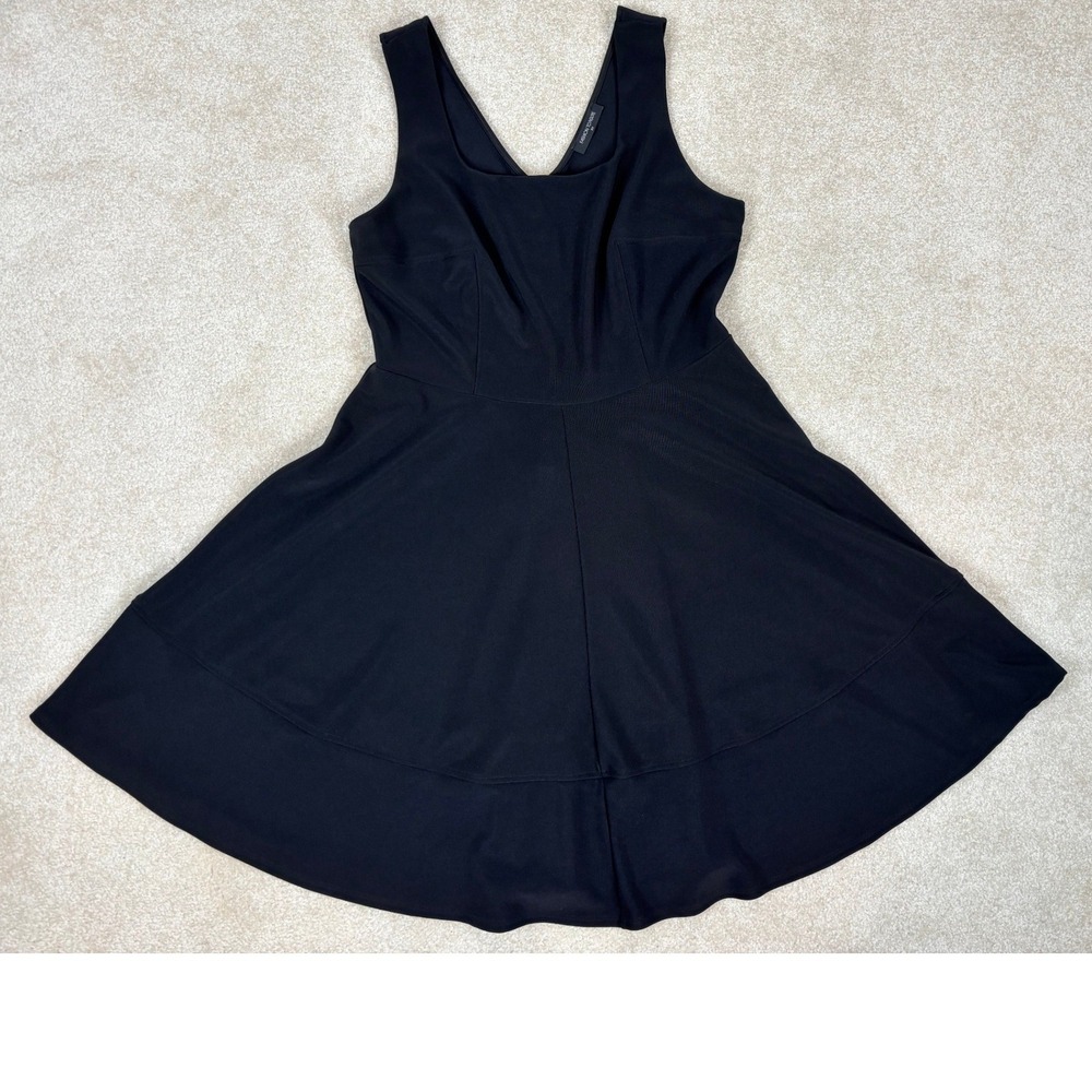 Fashion To Figure 3X Black Skater Dress Sleeveless V-Back Zipper Fit & Flare LBD